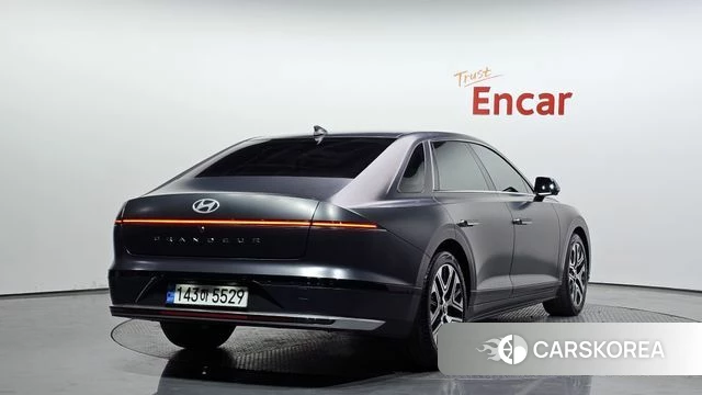 Hyundai Grandeur (GN7) id 4201641 из Кореи 12