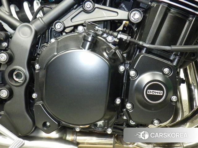 Engine photo