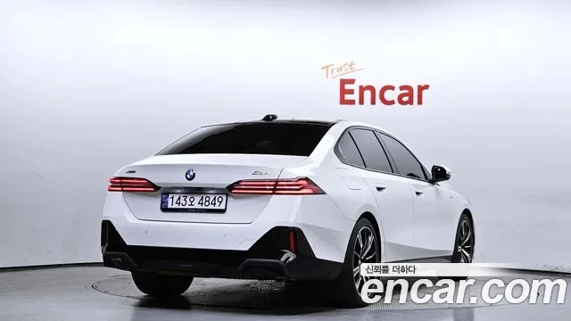 BMW 5 Series (G60) id 2878713 из Кореи 12