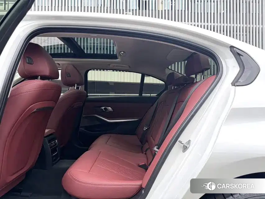 BMW i3 2023 Белый из Китая, фото 2