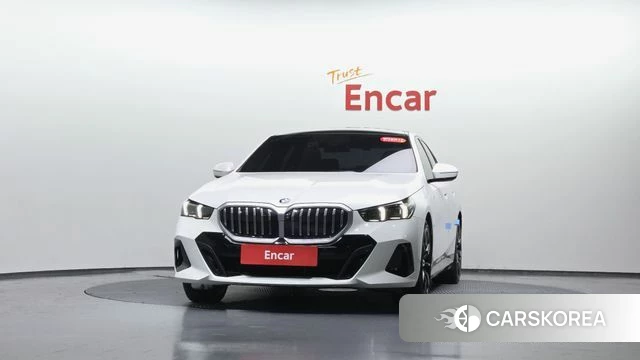 BMW 5 Series (G60) id 3864544 из Кореи 12