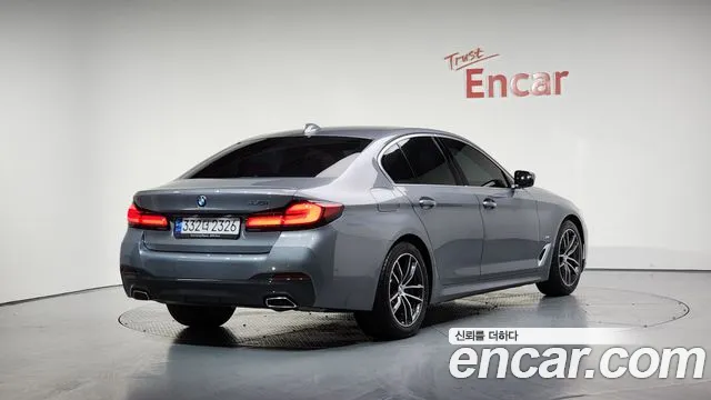 BMW 5 Series (G30) id 2738314 из Кореи 12