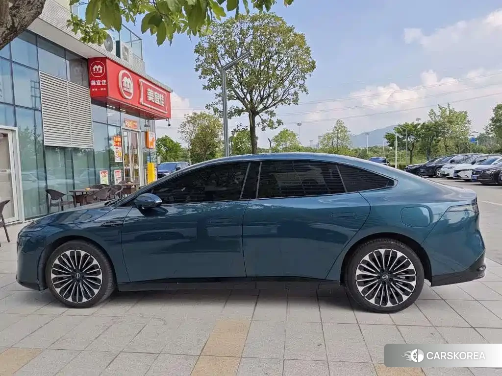 Nissan N7 2025 Синий из Китая, фото 2