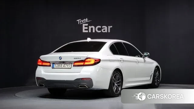 BMW 5 Series (G30) id 3444046 из Кореи 12