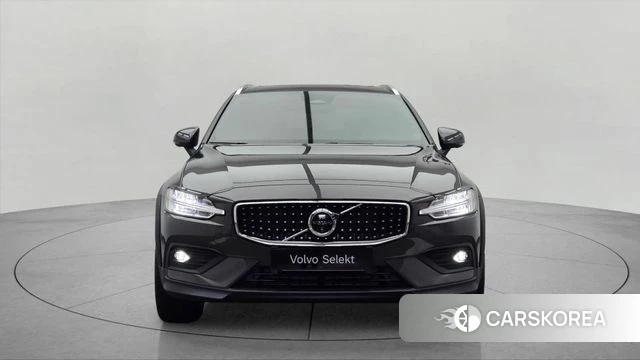 Volvo V60 Cross-Country 2nd Generation id 4414268 из Кореи 12
