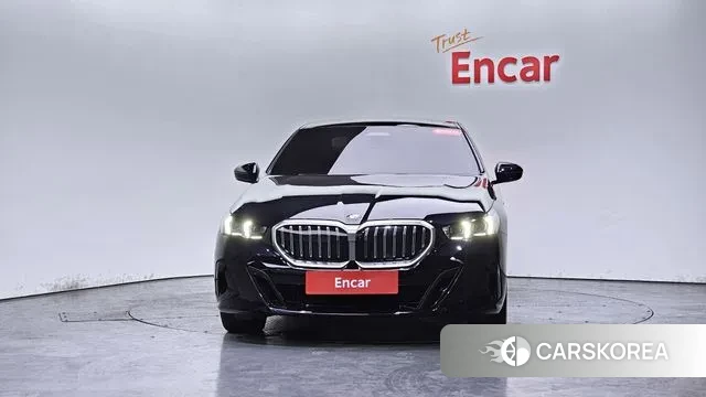 BMW 5 Series (G60) id 3745138 из Кореи 12