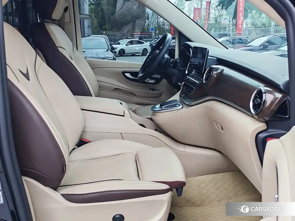 Mercedes-Benz V-Class id 4548158 из Китая 12