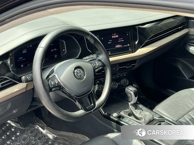 Volkswagen Passat id 4238967 из Китая 9