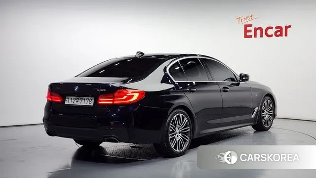 BMW 5 Series (G30) id 3060387 из Кореи 12