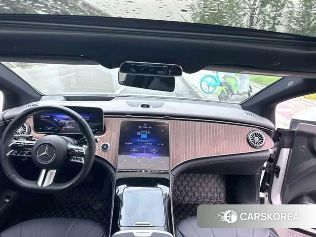 Mercedes-Benz EQE 2023 Белый из Китая, фото 2