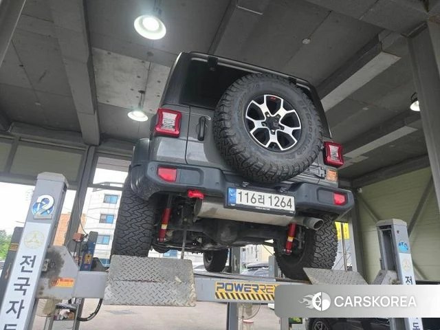 Jeep Wrangler (JL) 2023 Серый из Кореи, фото 2
