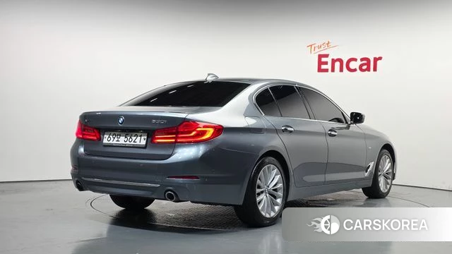 BMW 5 Series (G30) id 4742104 из Кореи 12