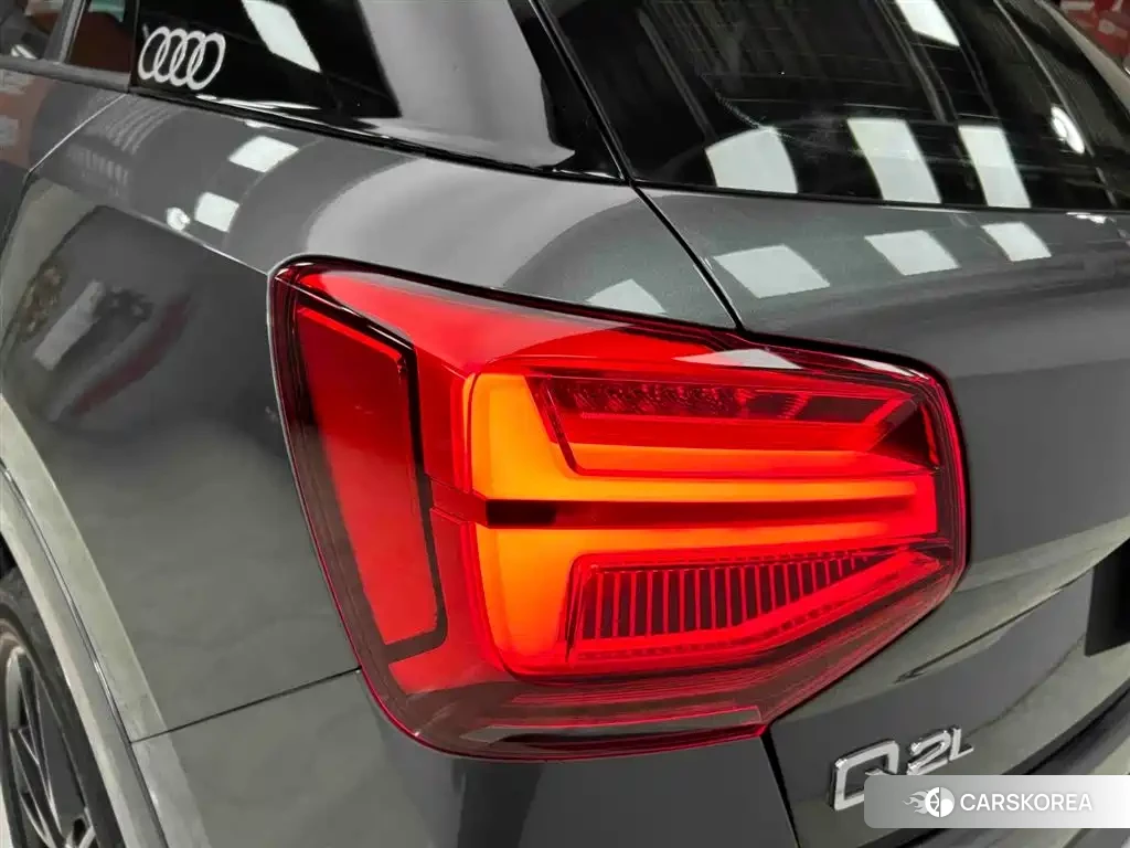 Audi Q2L id 4628405 из Китая 12