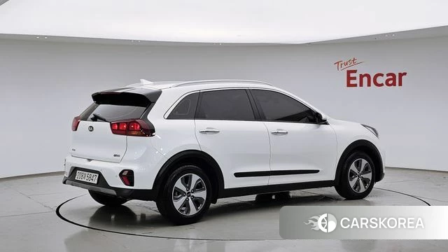 Kia The New Niro id 4446609 из Кореи 12