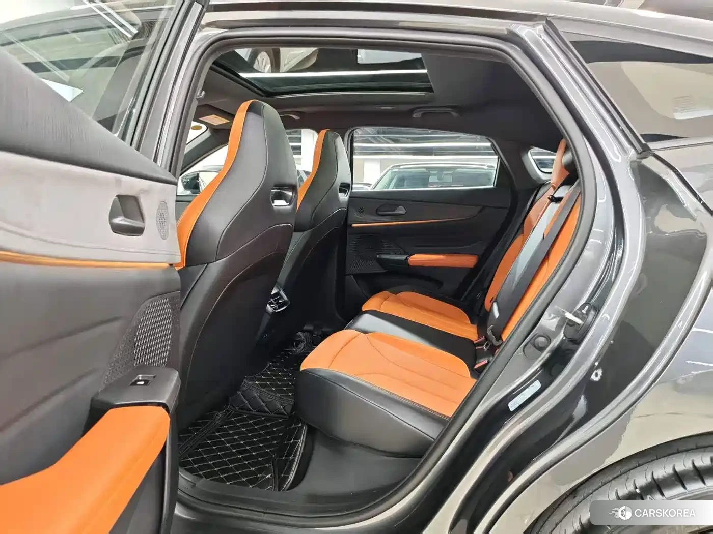 Chang'an UNI-V 2026 Silver/gray из Китая, фото 2