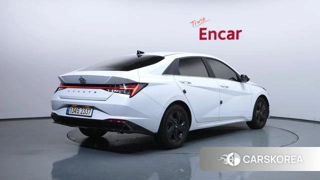 Hyundai Avante Hybrid (CN7) id 3842792 из Кореи 12