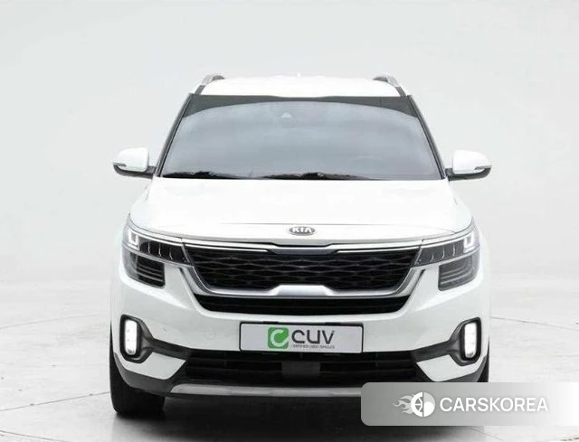 Kia Seltos id 4446779 из Кореи 11