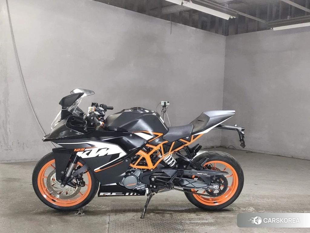Проданный KTM RC 125 2015 из Японии