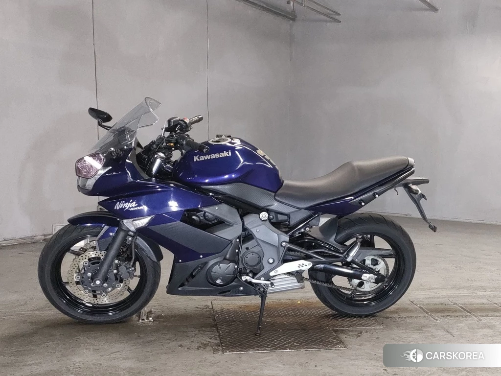 Проданный Kawasaki NINJA 400R 2011 из Японии, фото 2