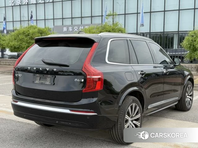 Volvo XC90 2023 Черный из Китая, фото 2