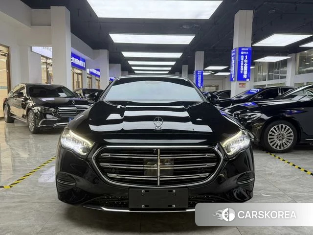 Mercedes-Benz E-class 2025 Черный из Китая, фото 4
