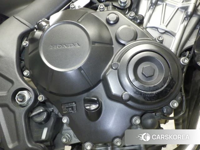 Engine photo