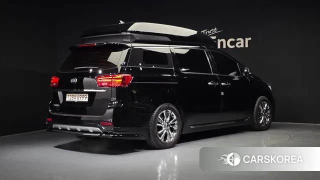 Kia The New Carnival id 3552376 из Кореи 12