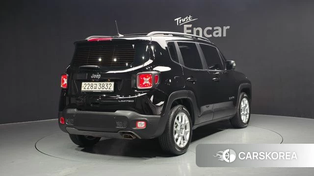 Jeep Renegade id 3916881 из Кореи 12