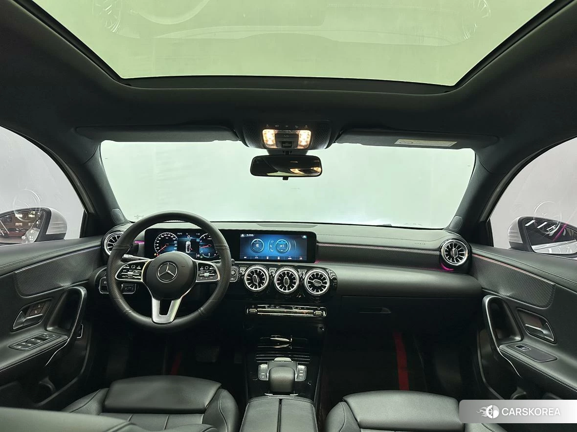 Mercedes-Benz Class A 2021 Белый из Китая, фото 2