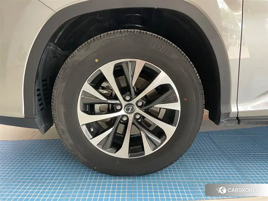 Lexus RX id 4634818 из Китая 13