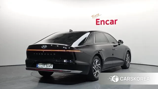 Hyundai Grandeur (GN7) id 3634262 из Кореи 12