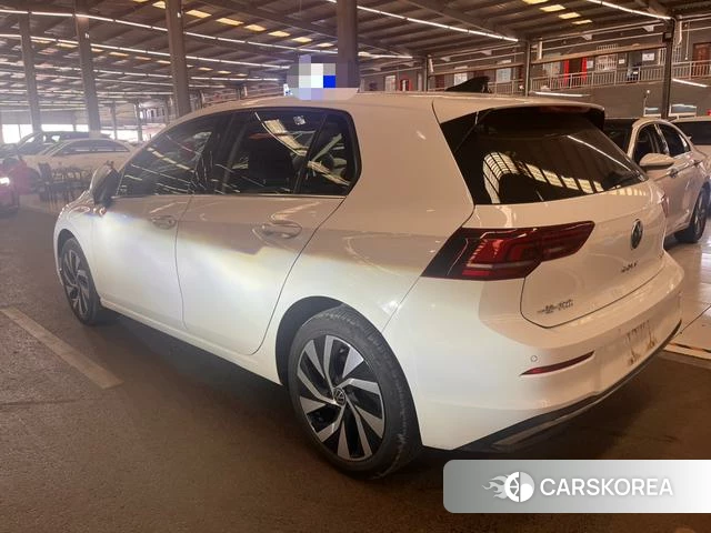 Volkswagen Golf 2025 Белый из Китая, фото 3