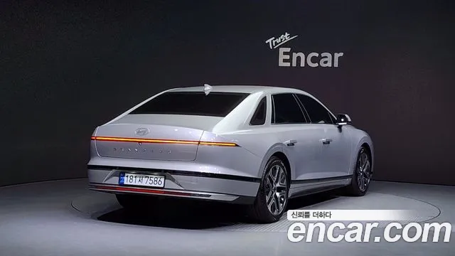 Hyundai Grandeur (GN7) id 2711777 из Кореи 12