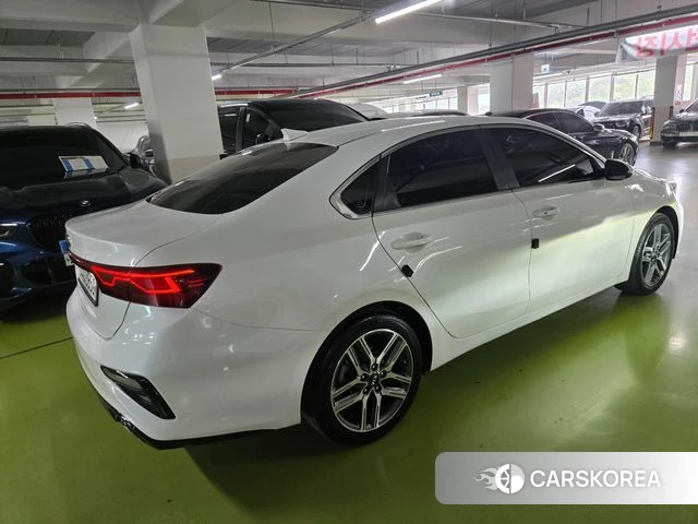 Kia Come New K3 id 4196770 из Кореи 9