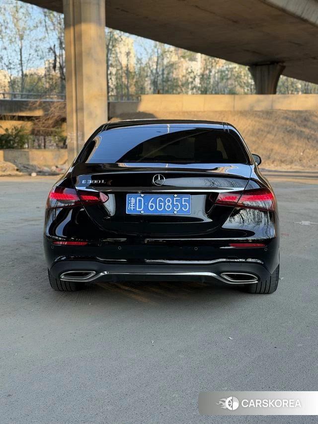 Mercedes-Benz E-class 2021 Черный из Китая, фото 2