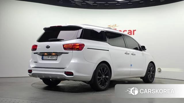 Kia The New Carnival id 4737373 из Кореи 12