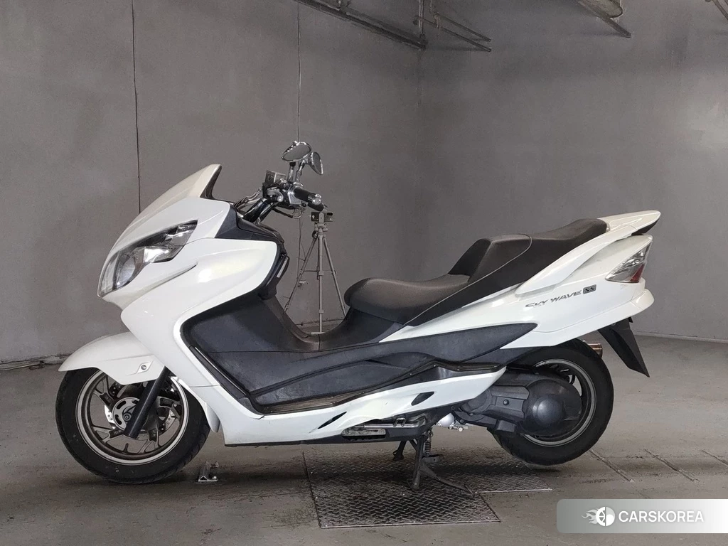 Проданный Suzuki SKYWAVE 250SS 2010 из Японии, фото 2