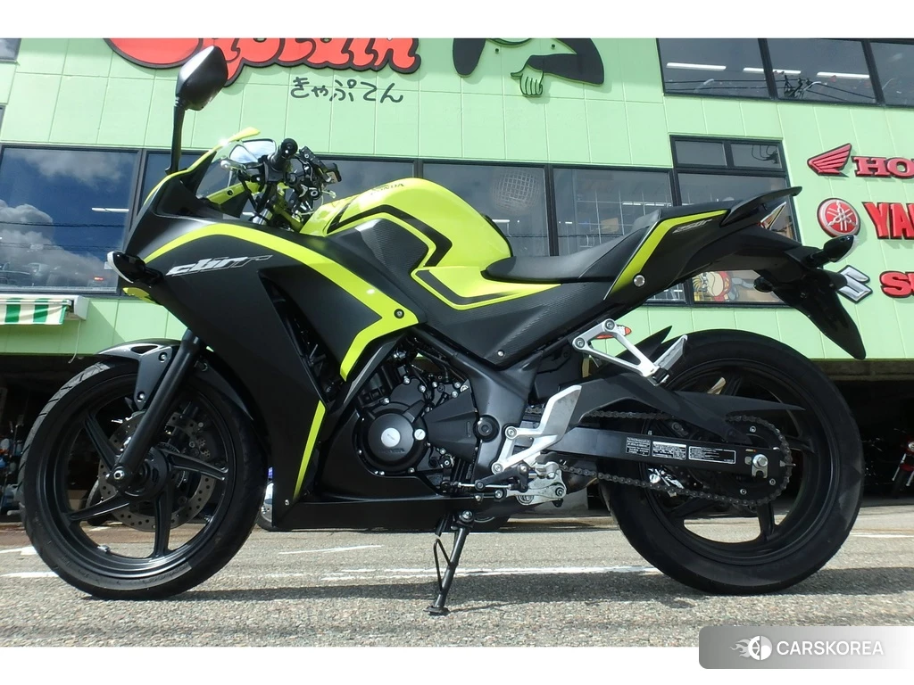 Проданный Honda CBR250R ABS 2016 из Японии