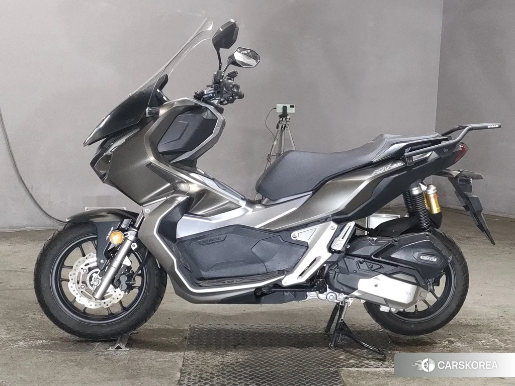 Проданный Honda ADV150 2019 из Японии