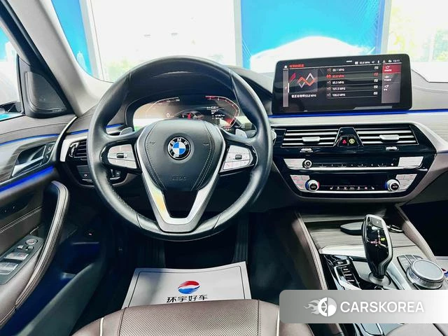 BMW 5 series 2022 Белый из Китая, фото 2