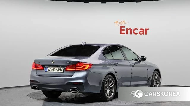 BMW 5 Series (G30) id 3924669 из Кореи 12