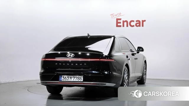 Hyundai Grandeur (GN7) id 4281332 из Кореи 12