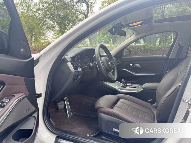 BMW 3 series 2021 Белый из Китая, фото 3