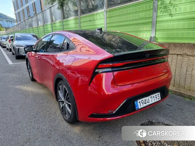 Toyota Prius 5th Generation 2024 Красный из Кореи, фото 4