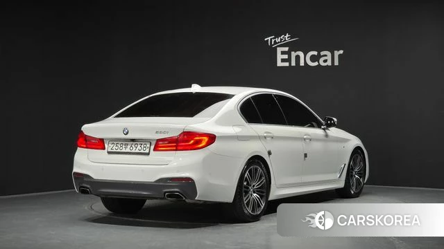 BMW 5 Series (G30) id 4581542 из Кореи 12