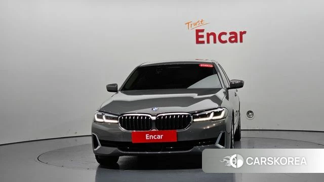 BMW 5 Series (G30) id 4835694 из Кореи 12