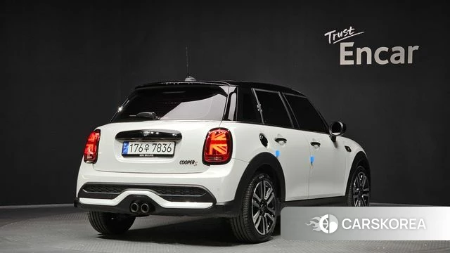 Mini Cooper S id 4360435 из Кореи 12