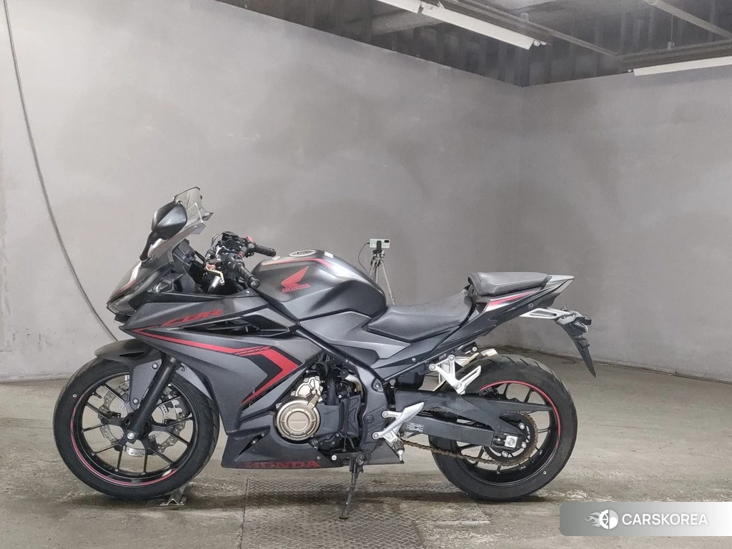 Проданный Honda CBR400R 2020 из Японии