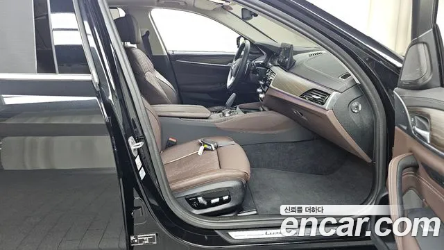 BMW 5 Series (G30) id 2693792 из Кореи 12