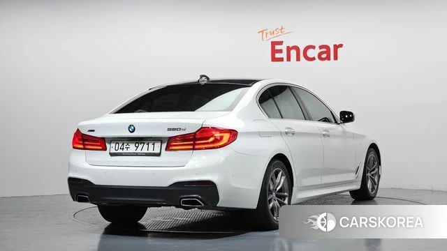 BMW 5 Series (G30) id 4411341 из Кореи 12